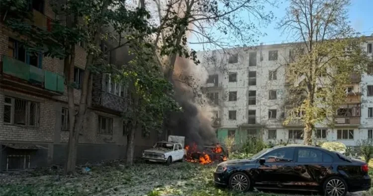 Rusiya Zaporojyeyə zərbə endirdi 18 yaralı