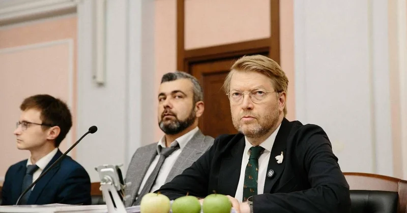 Rusiya hətta “oyuncaq müxalifətdən” də qorxdu: “Yabloko” partiyası seçkilərə buraxılmadı VİDEO
