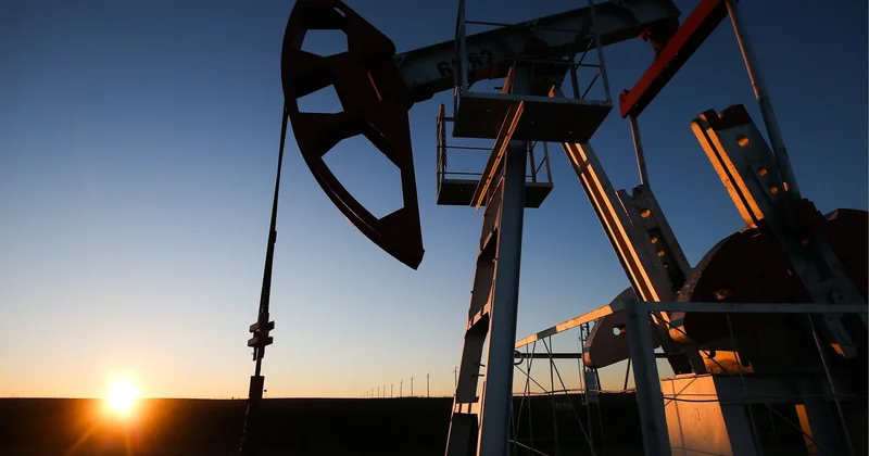 Цены на нефть пошли вверх: Brent приблизилась к $84, WTI к $79