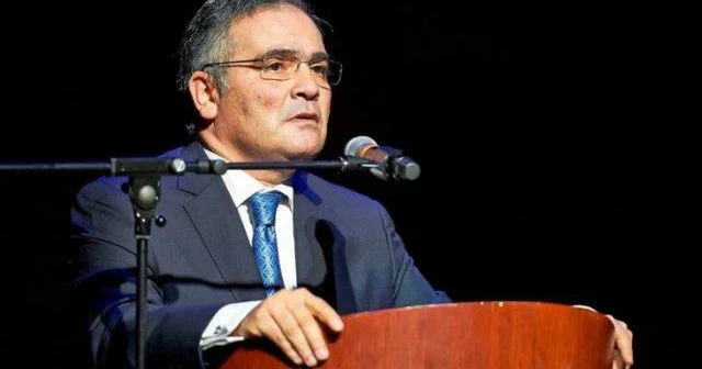 Fuad İsgəndərovun səfir yeri dəyişdirildi