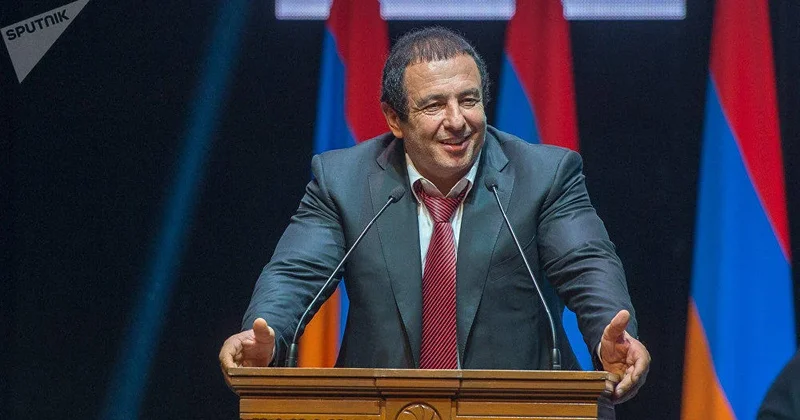 Həbsdə olan Qagik Çarukyan: Ermənistan niyə yalnız diasporun yardımına ehtiyac duymalıdır? KONKRET