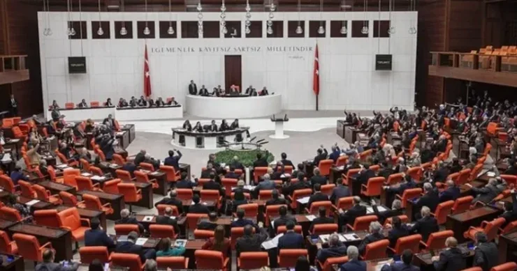 “TERRORSUZ TÜRKİYƏ” ÜÇÜN TARİXİ QƏRAR 12 maddəlik qanun qəbul edildi