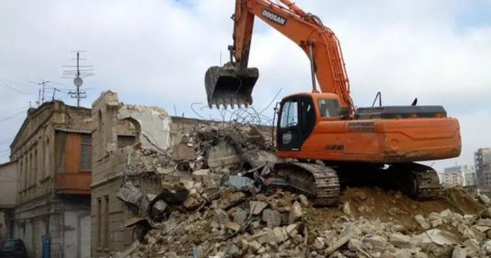 Bu şəxslərin evi hər an sökülə bilər Bakıda yeni proses başlayır