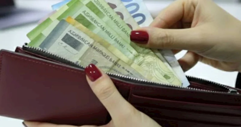 Xidmət zamanı sizdən pul tələb edilərsə, bu sənədi istəyin Açıqlama