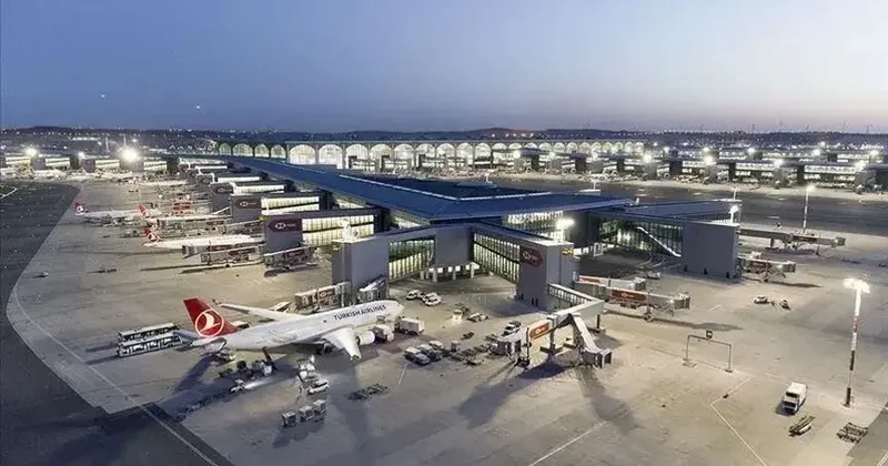 İstanbul hava limanı sərnişin sayında rekord qırdı 9 avqustda 289 min 732 sərnişin