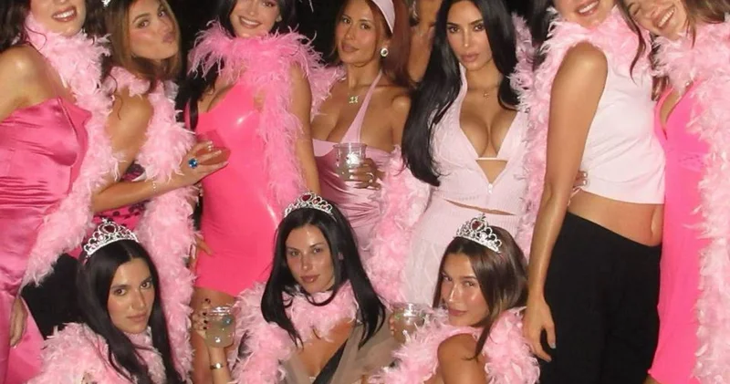 Kaylidən “pink party”