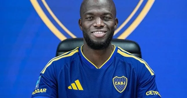 Tanınmış futbolçu "Boka Xuniors"da