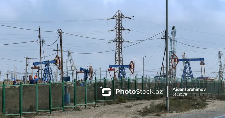 Мировые котировки азербайджанской нефти Azeri Light повысились
