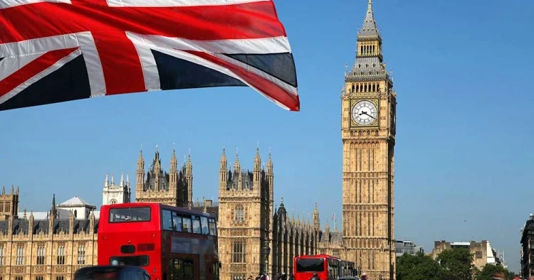 Britaniya “zoomerlər” səbəbindən ildə 125 milyard funt sterlinq itirir