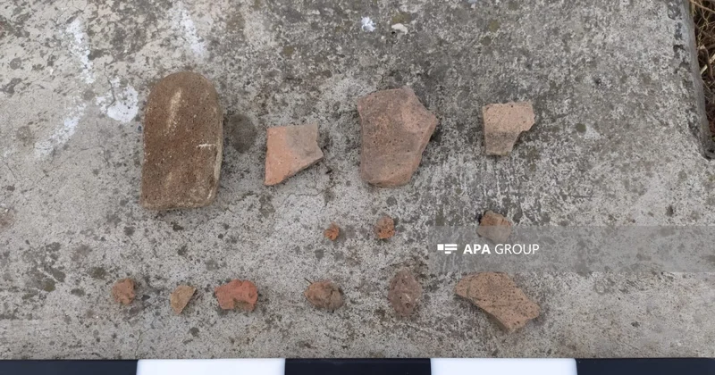 Qubada qədim yaşayış yerində arxeoloji tədqiqatlar aparılır, keramika fraqmentləri tapılıb FOTO