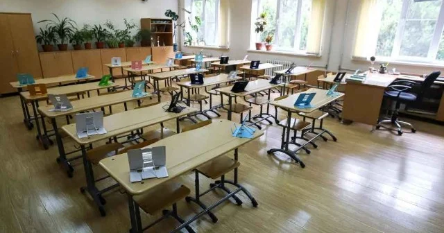 Məktəblərdə dərslər gec başlaya bilər KONKRET
