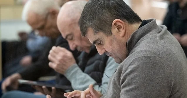 Araikgilin ailəsi Bakıya gələ bilər