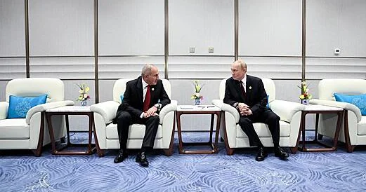 Paşinyan Putinlə dialoqun mövzularından birini açıqlayıb...