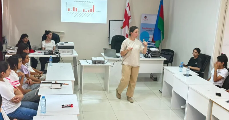 Qardabanidə azərbaycanlı gənclərin maarifləndirilməsi istiqamətində təlimlər keçirilib