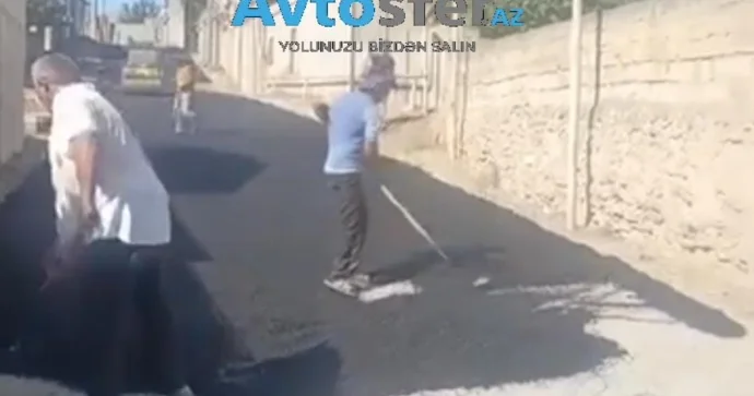 Ölən arvadı üçün yas vermək əvəzinə kəndin yollarına asfalt çəkdirdi VİDEO