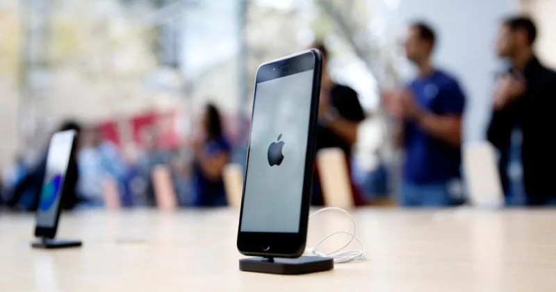Apple dörd iPhone modelini dayandırır: Satılmayacaq