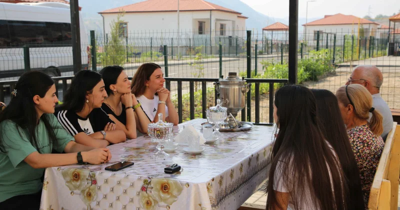 Şuşa və Laçın şəhərlərinə infotur təşkil edilib