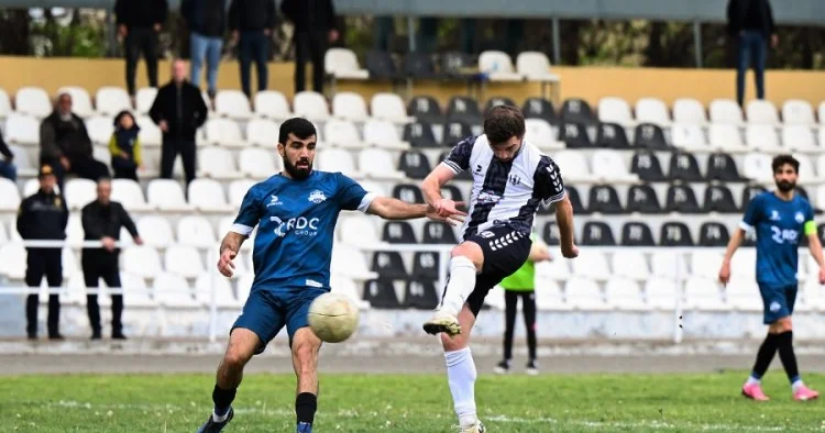 Karvan Yevlax da 2 ayrılıq RƏSMİ