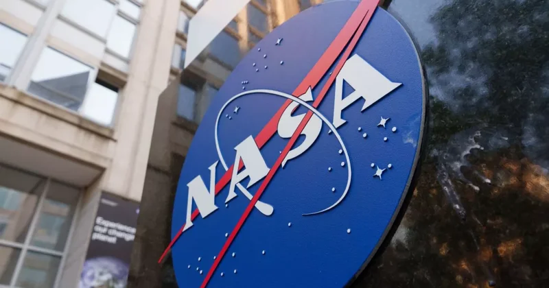 Китайским специалистам запретили участие в программах NASA