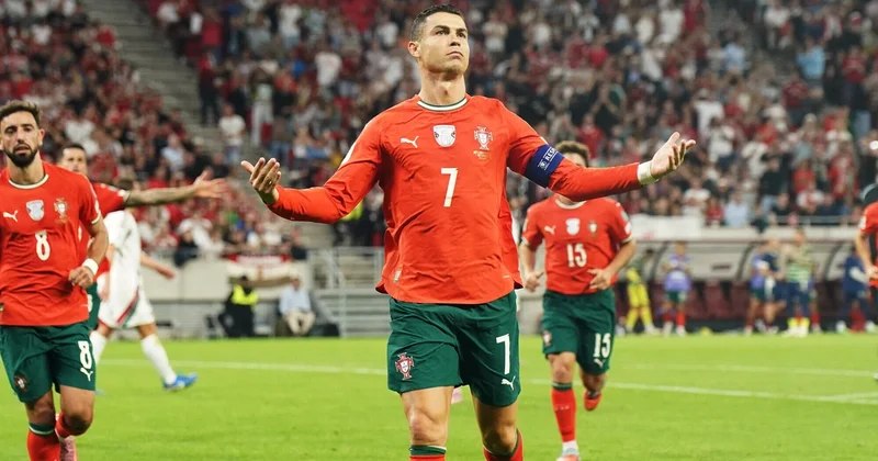 Kriştianu Ronaldu dünya çempionatının seçmə oyunlarında qollar üzrə dünya rekordunu təkrarladı