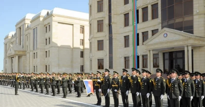 The Supreme Commander in Chief will exercise general control over the Internal Troops