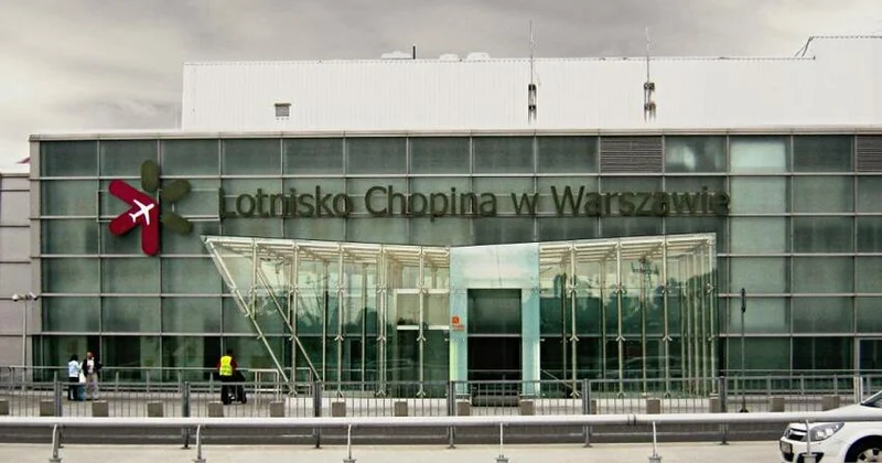 Varşava hava limanında uçuşlar bərpa olundu