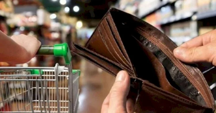 “Yüksək maaş alan da, az maaş alan da küçələrdədir…” ACI REALLIQ KONKRET