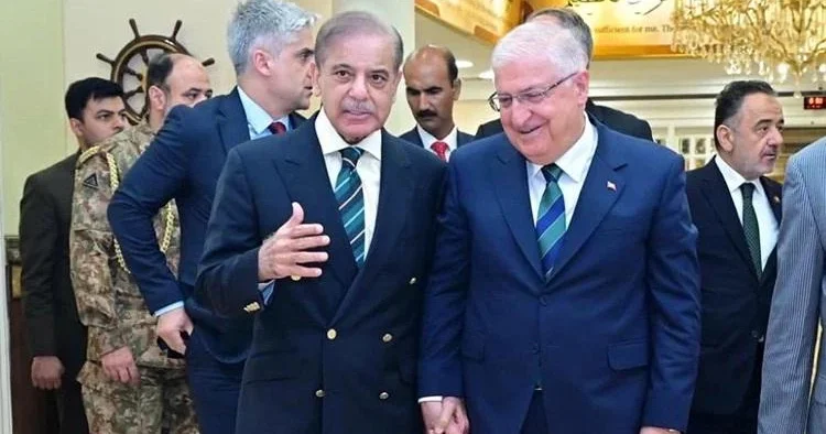 Şahbaz Şərif Yaşar Güləri qəbul edib