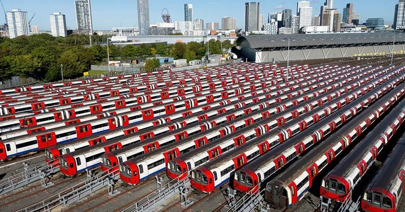 London metrosunda hazırkı vəziyyət
