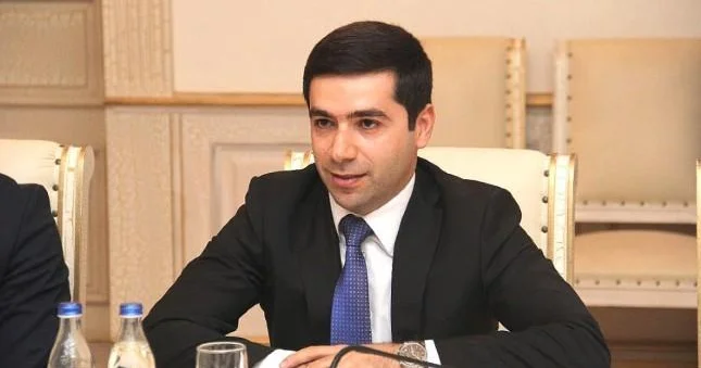 Kəpəz İlqar Nadiri ilə də yolları ayırdı