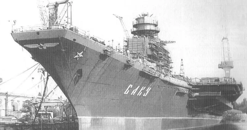 Исполнилось 48 лет авианосцу Баку : главный азербайджанец Индии ФОТО