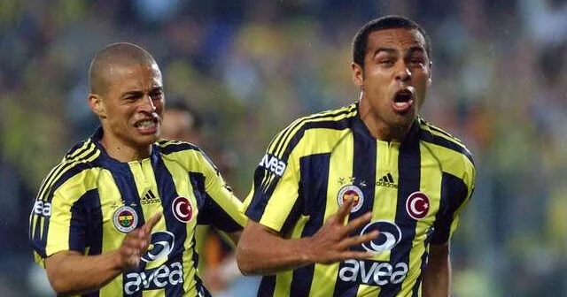 “Fenerbahçe” və “Beşiktaş”ın keçmiş ulduzunun oğlu evləndi (Foto)