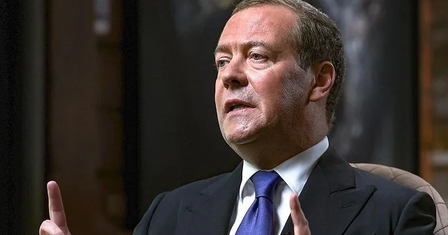 Ukrayna müharibəsi ancaq bu halda həll olunacaq Medvedev