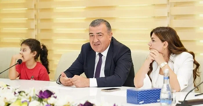 Ali məktəbə qəbul olan və I sinfə başlayacaq şəhid övladları ilə görüş...