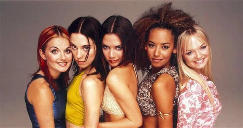 Spice Girls заинтриговали поклонников загадочным объявлением ВИДЕО