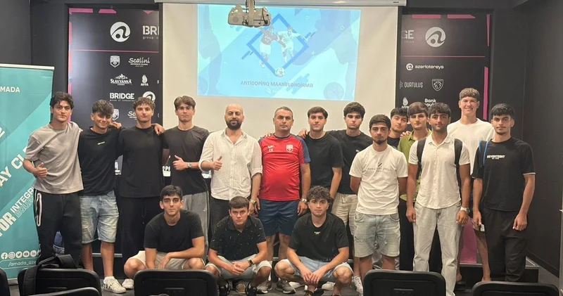 “Sabah”ın U 19 komandasına antidopinq seminarı keçirilib FOTO