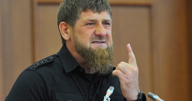 Kadırov “anlaşılmaz dəbə” qarşı: Saqqallarınızı kəsin, niqablarınızı çıxarın