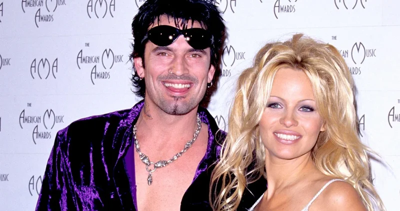 Pamela Andersonun oğlu evlənir Foto