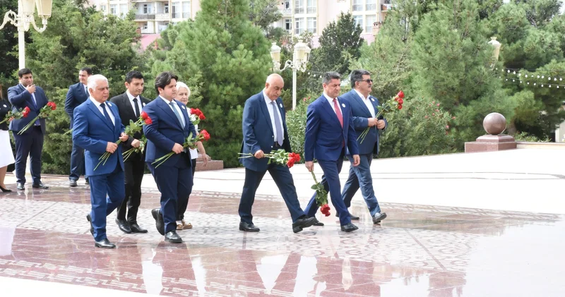 Yeni Azərbaycan zəfərlər Partiyası FOTOLAR