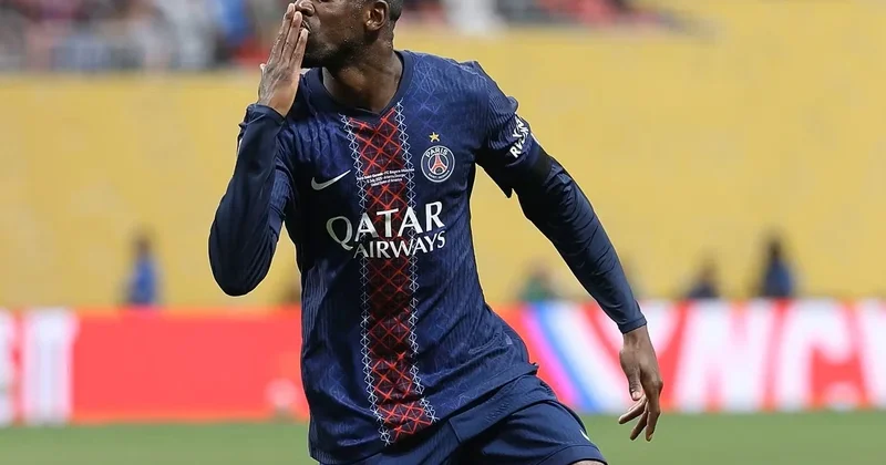 Dembele dubl etdi, əfsanəvi fransızı geridə qoydu