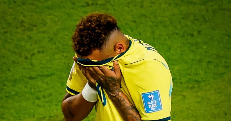 Neymar millidən getdi