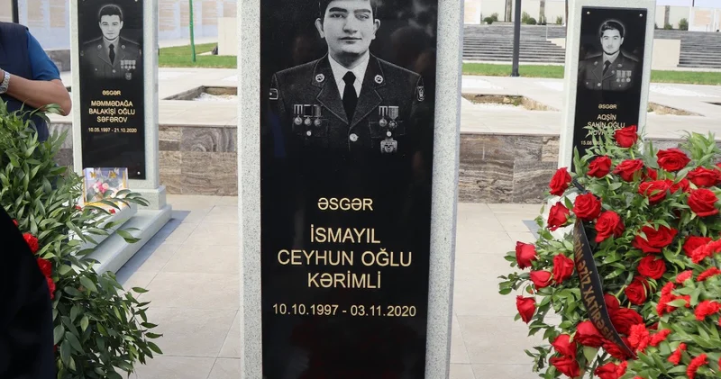 Hərbi Memorial Məzarlıqda şəhid Kərimli İsmayıl Ceyhun oğlunun doğum günü münasibətilə məzarı ziyarət olunub