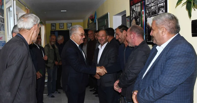 Vaqif Həsənovun növbəti səyyar qəbul görüşü keçirilib FOTOLAR