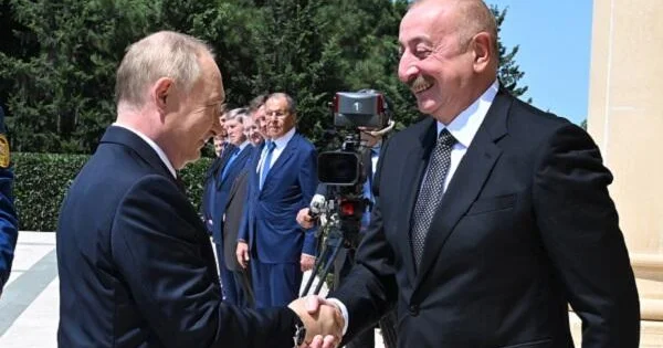 Əliyevlə Putinin bu görüntüsü diqqət çəkdi Video