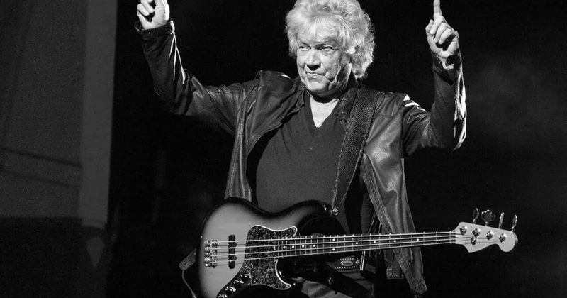 Умер солист рок группы Moody Blues