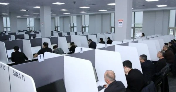 Vəkilliyə qəbulla bağlı yazılı test mərhələsinin vaxtı məlum olub