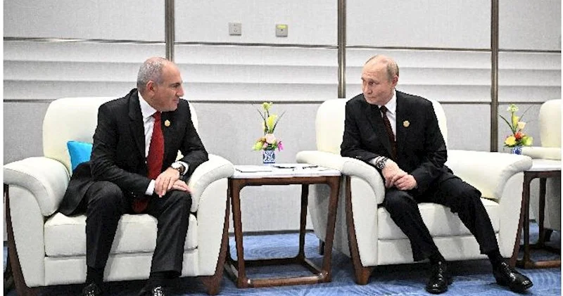 Putin və Paşinyan MDB sammitində fikir ayrılığına düşüb