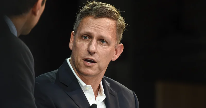 Milyarder Peter Thiel: Elon Musk sərvətini Bill Gates in seçdiyi fondlara yönəltməsin