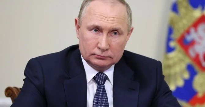 Putin AZAL təyyarəsinin qəzasından danışıb: Araşdırma obyektiv olacaq
