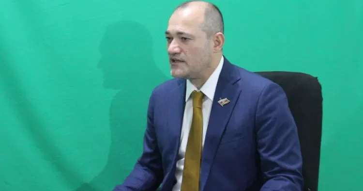 Deputat parlamentdə Sancaq Media ya çağırış etdi: Bu gün, ya da sabah cəzası var